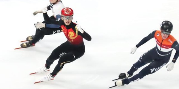 半岛体育在线-【冬奥100天】短道奖牌点看接力？武大靖回暖仍可期
