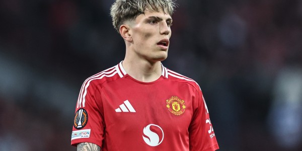 加纳乔一心选择切尔西，拒绝拜仁及外租选项