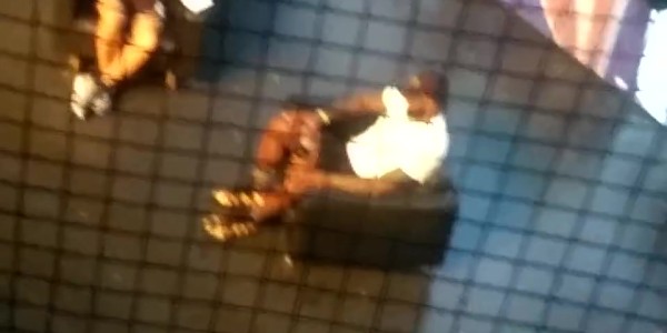 2018年詹姆斯中国行：狂热球迷藏身通风管道八小时求见面