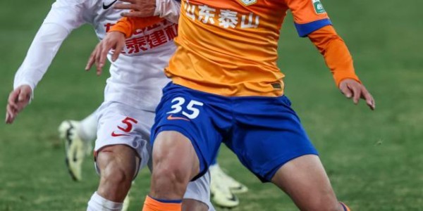 李申圆加盟亚泰替补登场 与主帅陈洋再续师徒缘