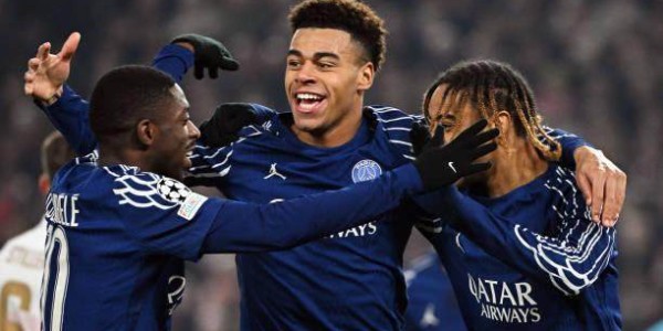 半岛体育在线-【人物】19岁杜埃横空出世，巴黎攻击群全活了