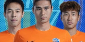 半岛体育-云南玉昆球员赵宇豪、叶楚贵、张宸梁一起来唠嗑