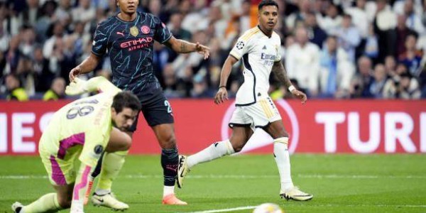 半岛体育-世界波横飞的进球盛宴！皇马曼城互爆上演提前决赛