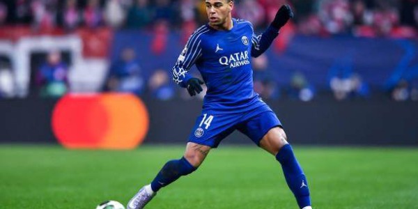 半岛体育在线-【人物】19岁杜埃横空出世，巴黎攻击群全活了