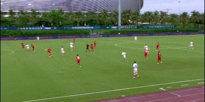 半岛体育-【中超】卡兰加双响石柯染红 河南4比1掀翻十人泰山